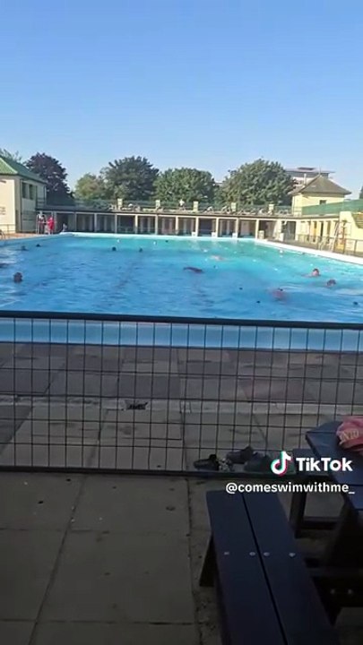Peterborough 'Lido Belles'
