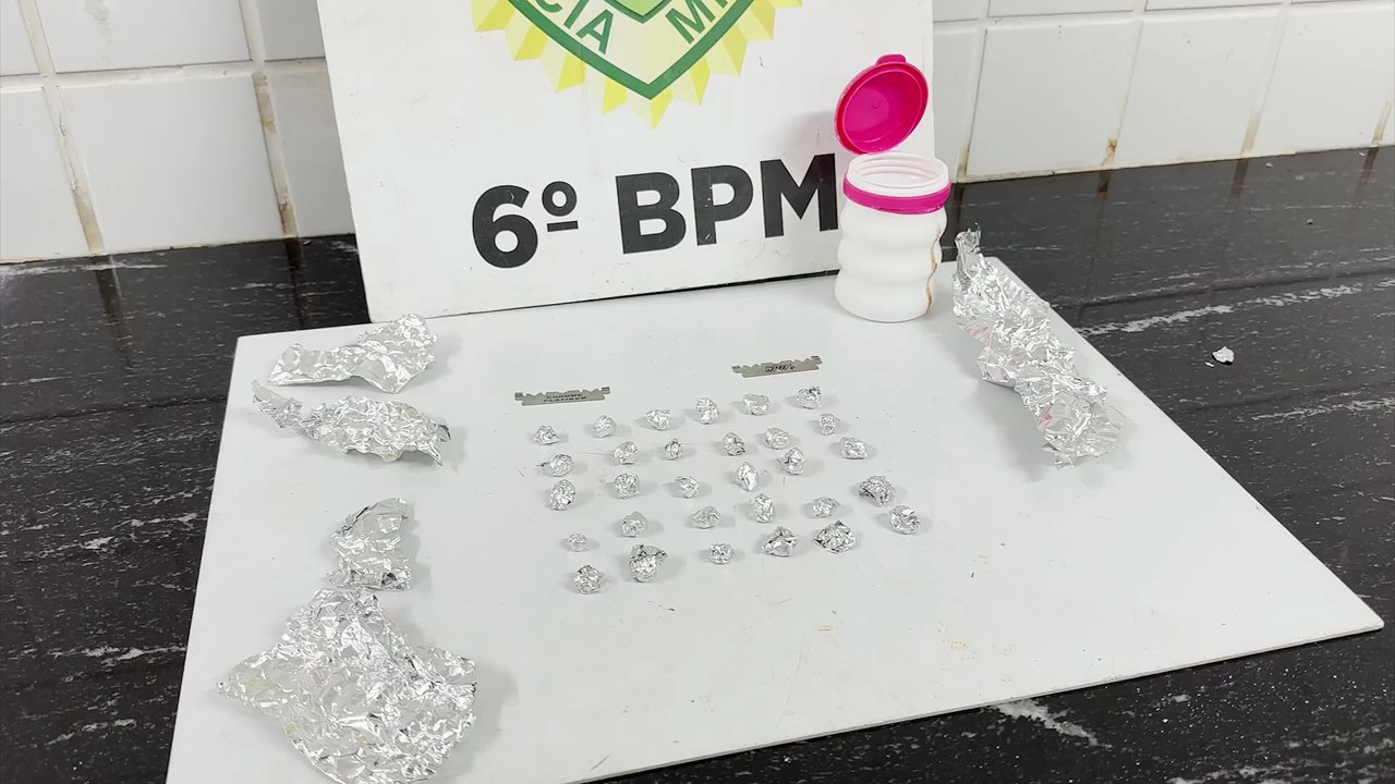 Grande quantidade de crack é apreendida no Centro de Cascavel