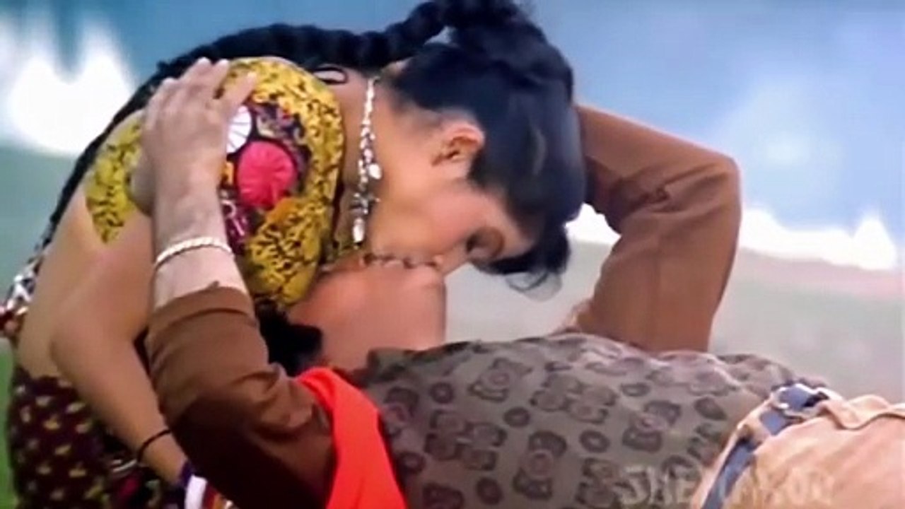 Tamil Actress Ramya Krishnan All Kissing Scenes Compilation