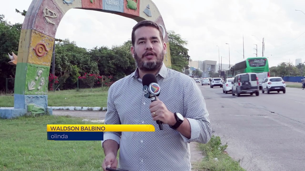 Estudante de Matemática Atingido por Disparo Próximo ao Museu de Ciências: Atendimento Imediato e Investigações em Andamento