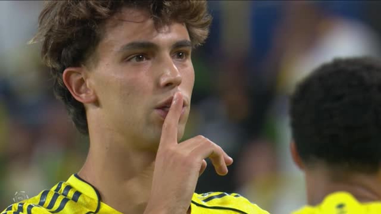 Joao Felix scores brace in five-star Al Nassr victory