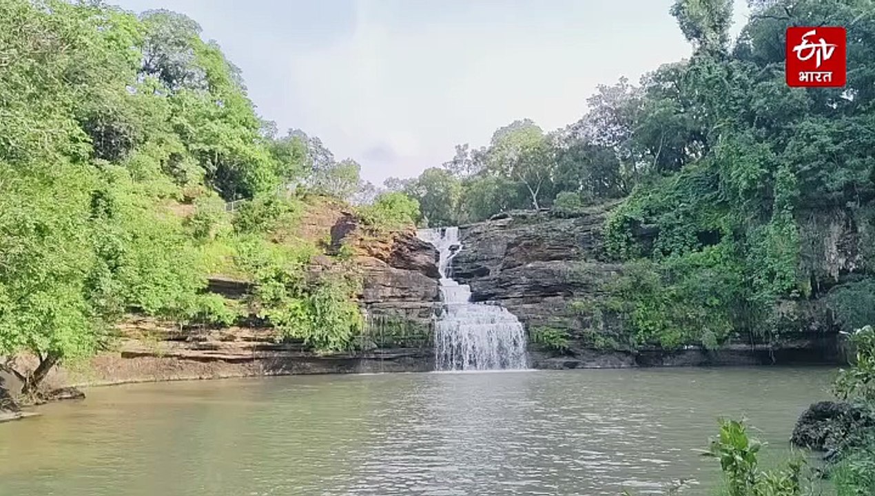 पर्यटकों को बुलाता है पन्ना का खूबसूरत झरना, महाभारत काल से जुड़ा है इसका इतिहास