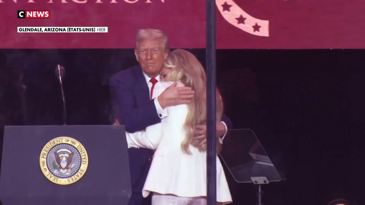 64.000 personnes rendent hommage à Charlie Kirk