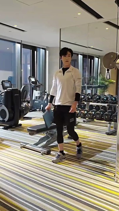 掌上嬌_2.[SplitIt] 王奕然 Leo 蘭嵐