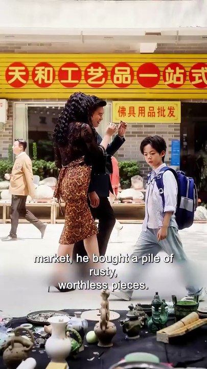 An 8-Year-Old Demanded $5 Million for a “Junk Statue”… What He Said in English SHOCKED Everyone!