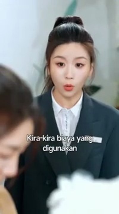 I Was Forced to Marry My Sister in the Village, But It Turns Out My Husband Is a Rich Conglomerate!