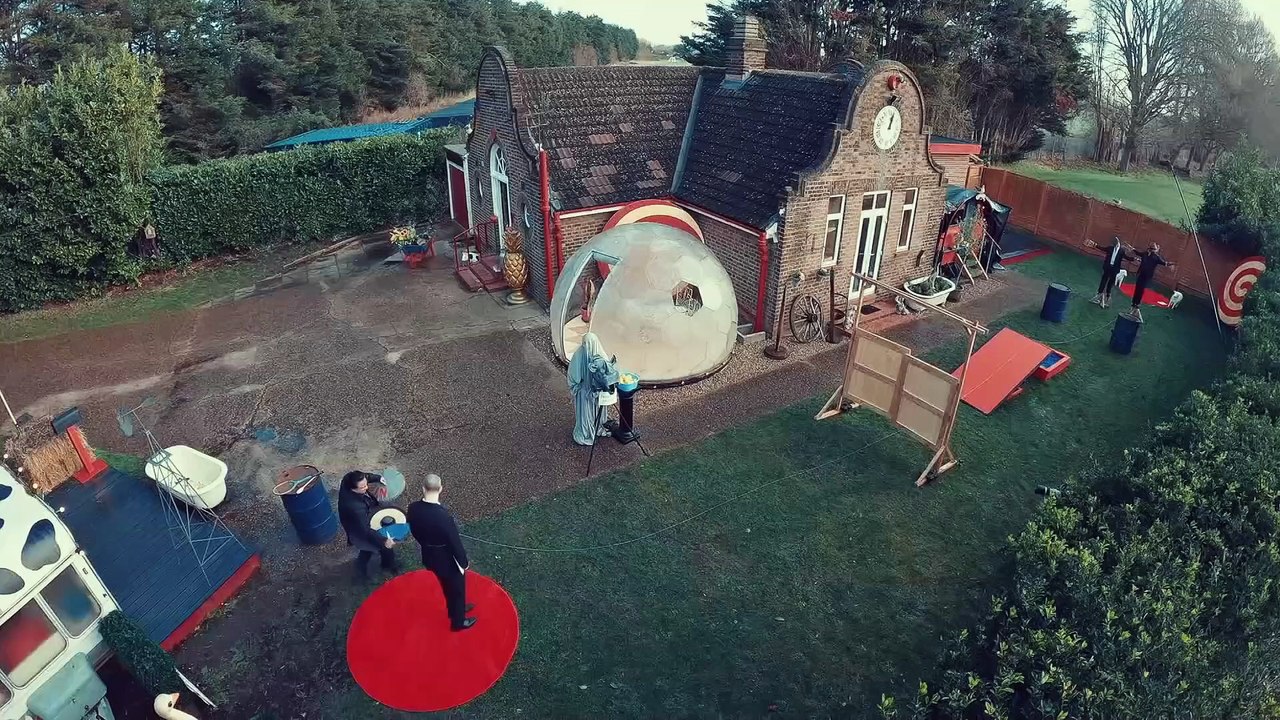 Taskmaster - S20E05 - Bats Bats Hang Up