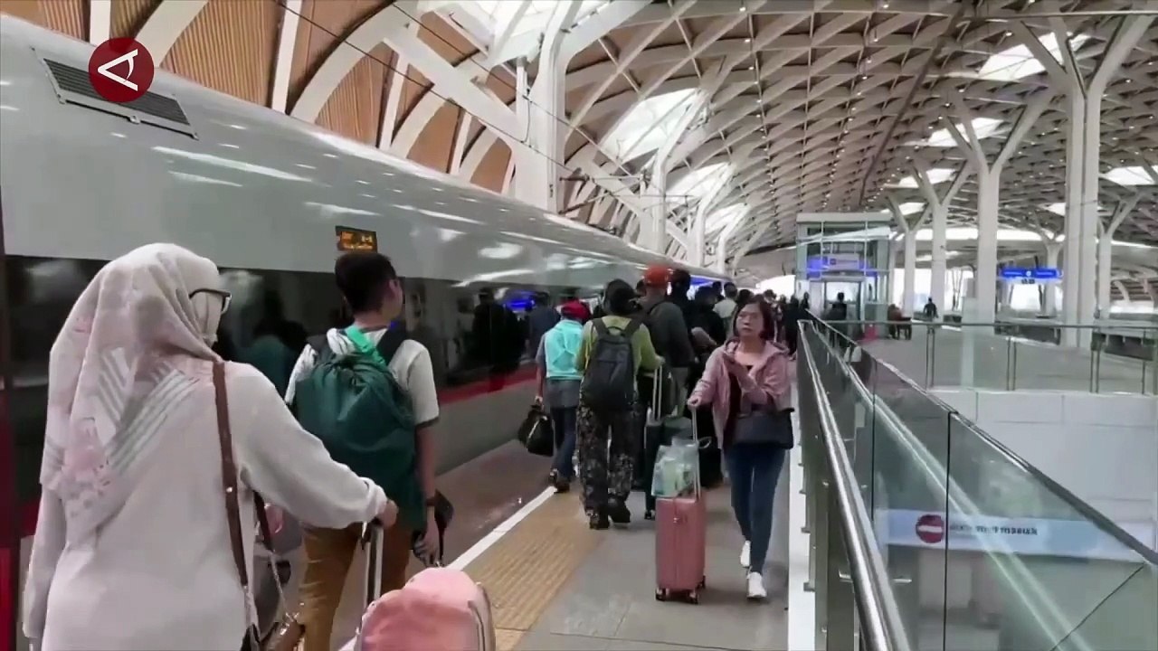 Danantara Beri Dua Pilihan untuk Selesaikan Utang Kereta Cepat Whoosh