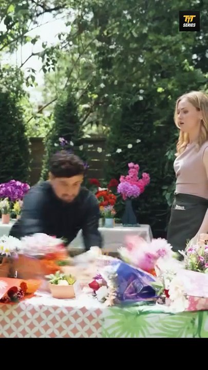 I Flash Married My Best Friend!