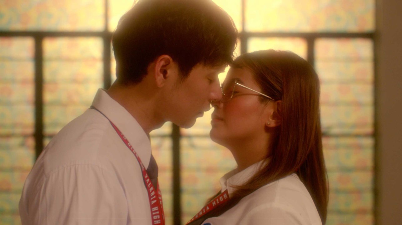 Bea Binene & Wilbert Ross lead cast of "Golden Scenery of Tomorrow"