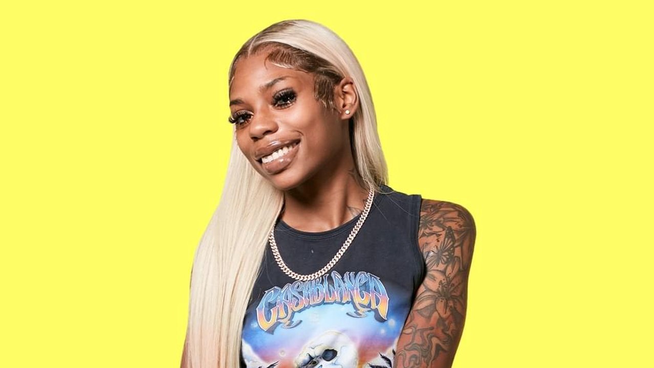 Pluto “Pull Yo Skirt Up” Lyrics & Meaning | Genius Verified