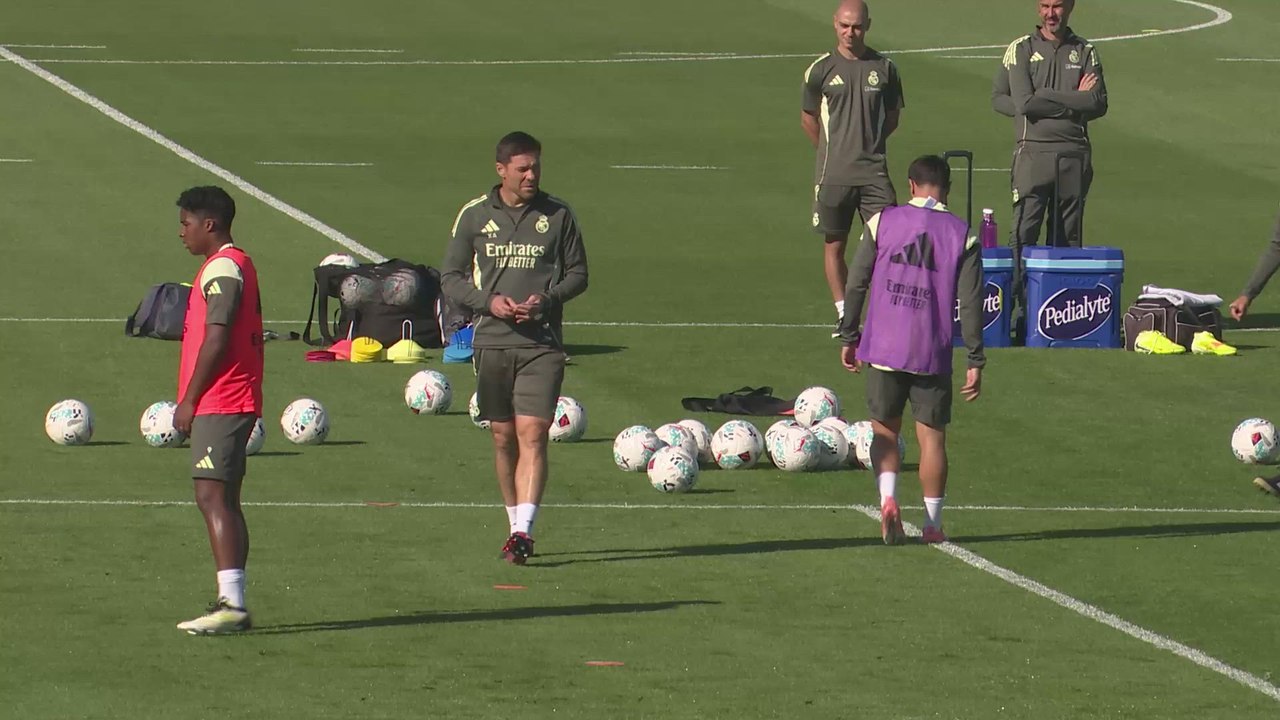 La llamativa reacción de Endrick al acercarse Xabi Alonso: juzguen ustedes mismos