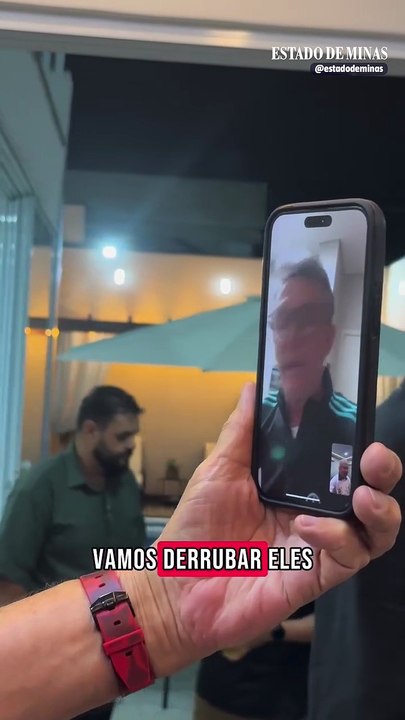 Craque Neto declara apoio a Lula: 'Vamos reeleger o barba'