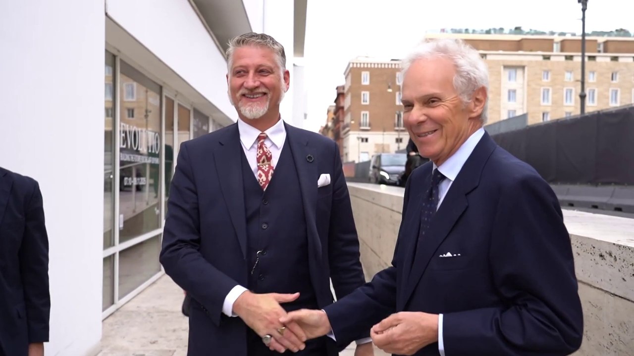 Giuli visita mostra Webuild EVOLUTIO, "Autobiografia dello sviluppo"