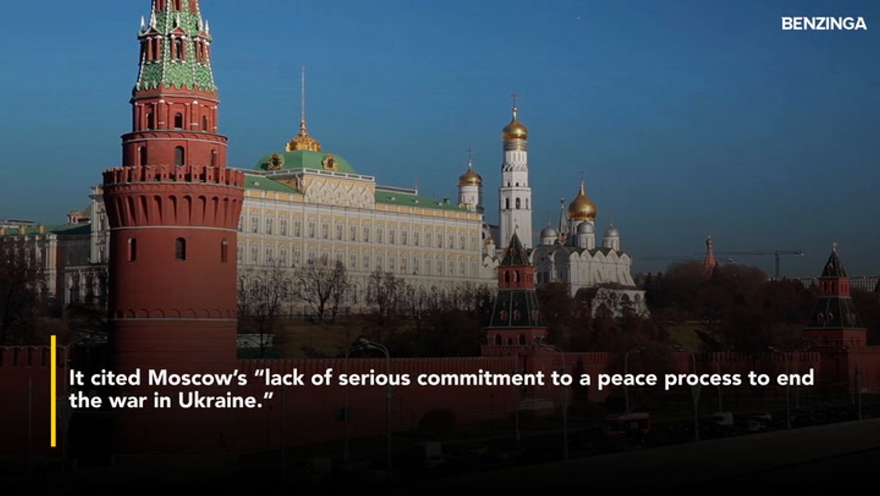 Trump Freezes Out Moscow, Full Sanctions Slapped On Russian Oil Giants Rosneft And Lukoil — Crude Oil Futures Surge