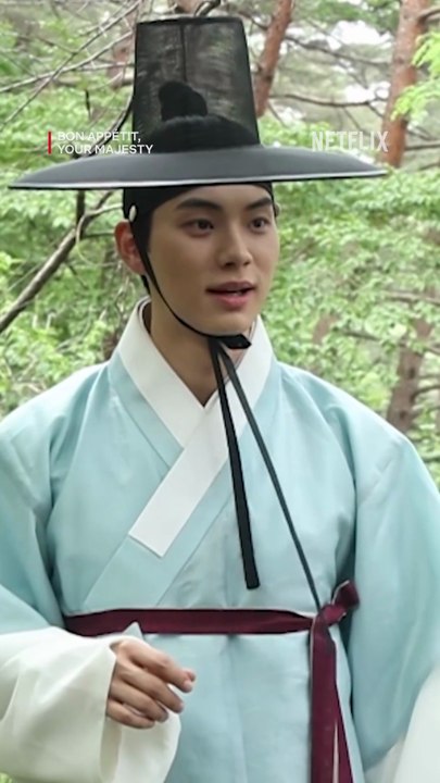 On-set chemistry as warm as a bowl of bibimbap Time-slip rom-com Bon Appétit, Your Majesty is now playing, only on Netflix