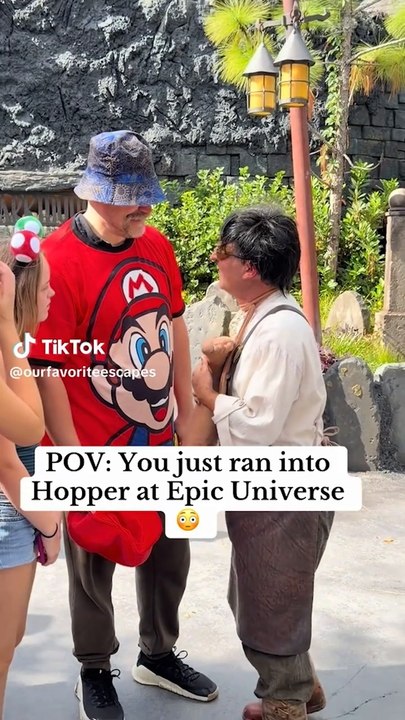 David Harbour spotted at Universal Orlando Resort