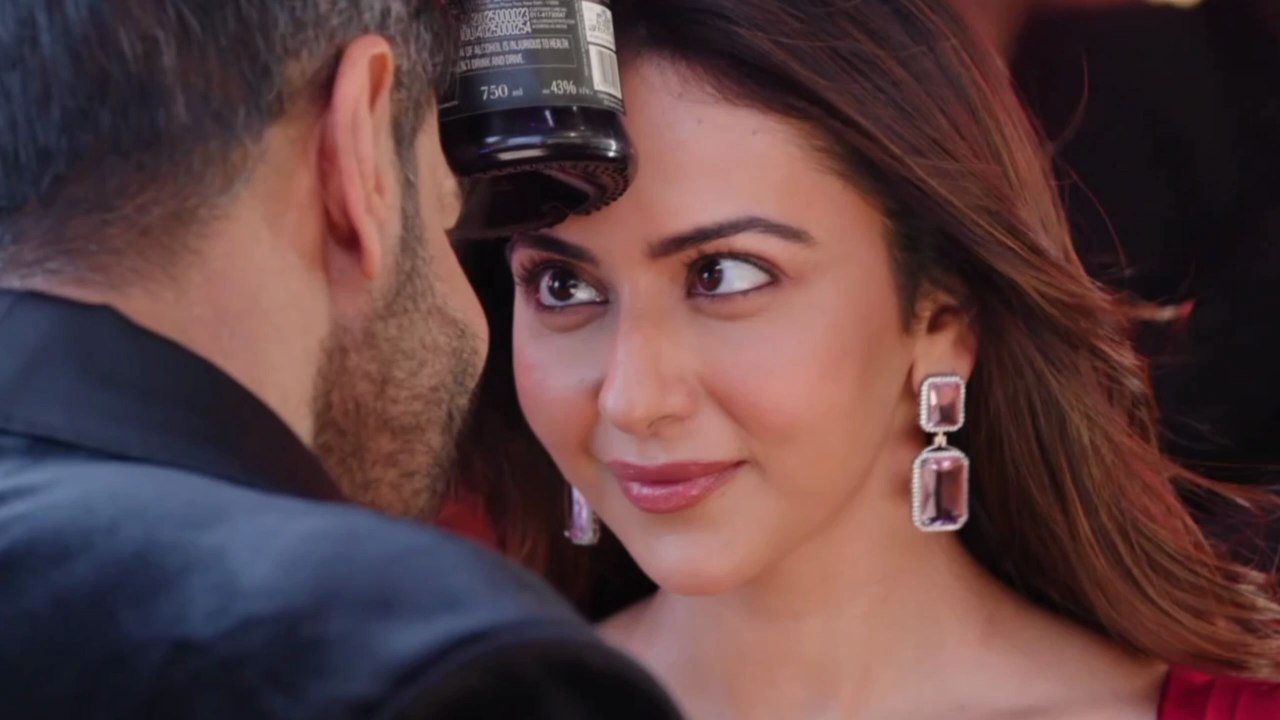 Rakul Preet singh Hot dance and expression.