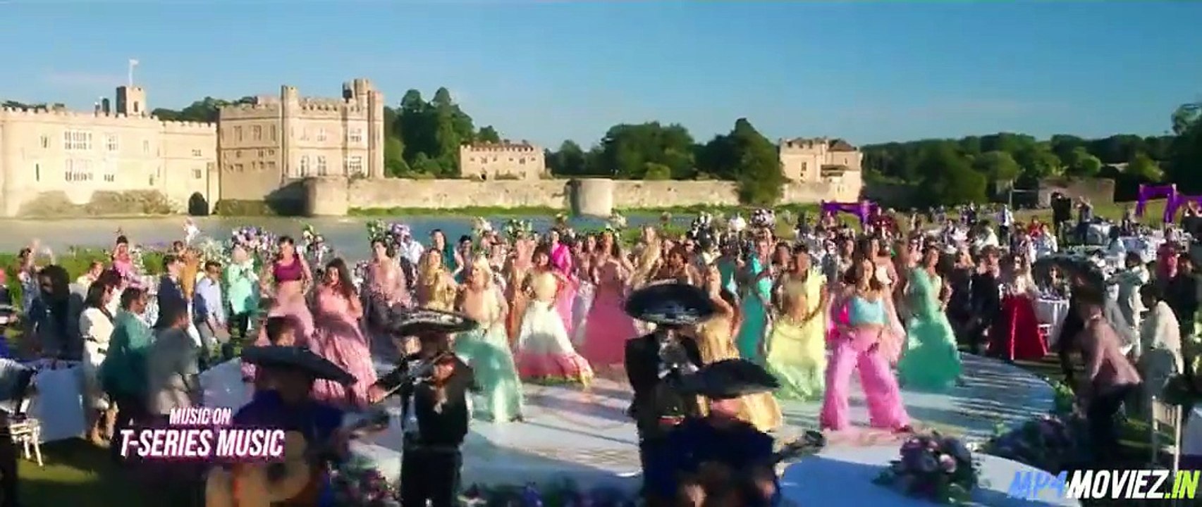 De De Pyaar De – Full Movie Hindi