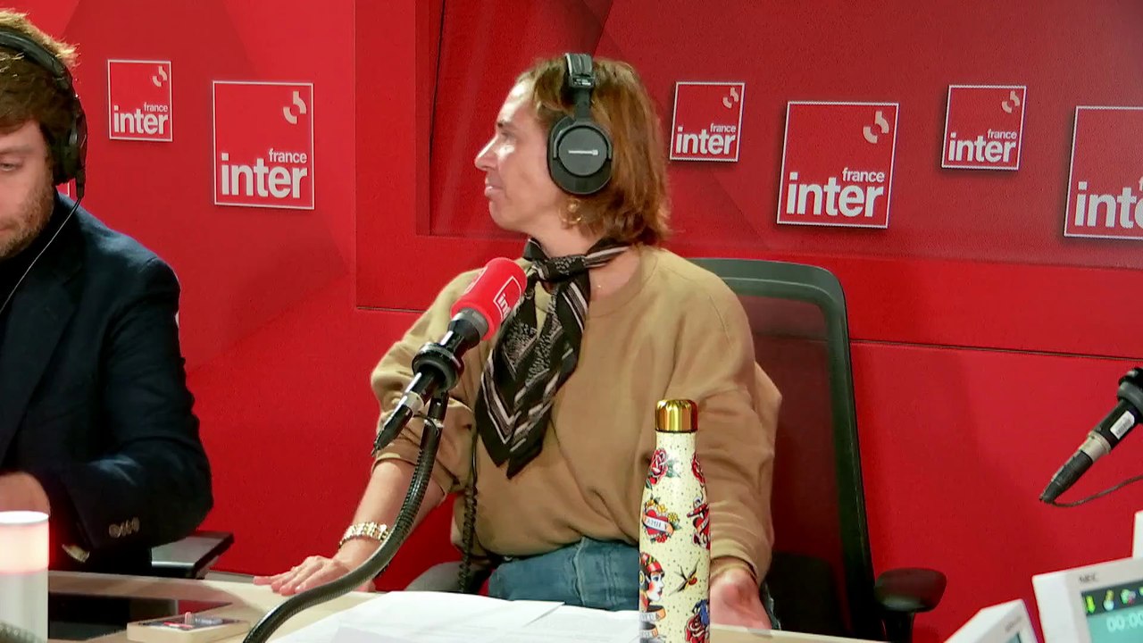 Les faux-semblants de l'accord franco-algérien de 1968 - L'édito politique de Patrick Cohen