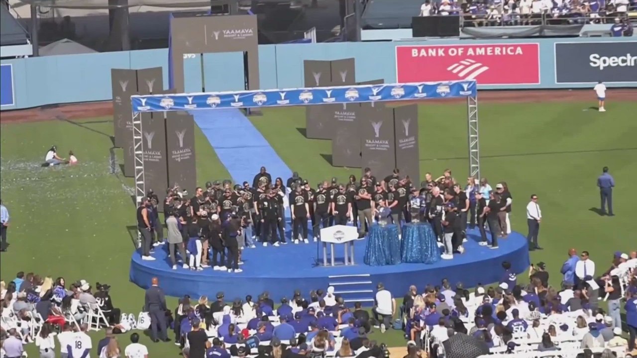 SHOHEI OHTANI Fires Up Crowd with Confident Dodgers Stadium Speech