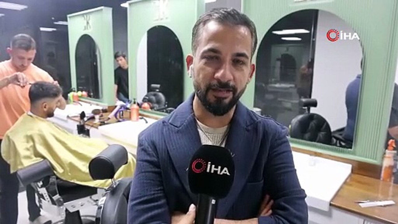 Kimi korktu kimi kaçtı, o dönerini bırakmadı