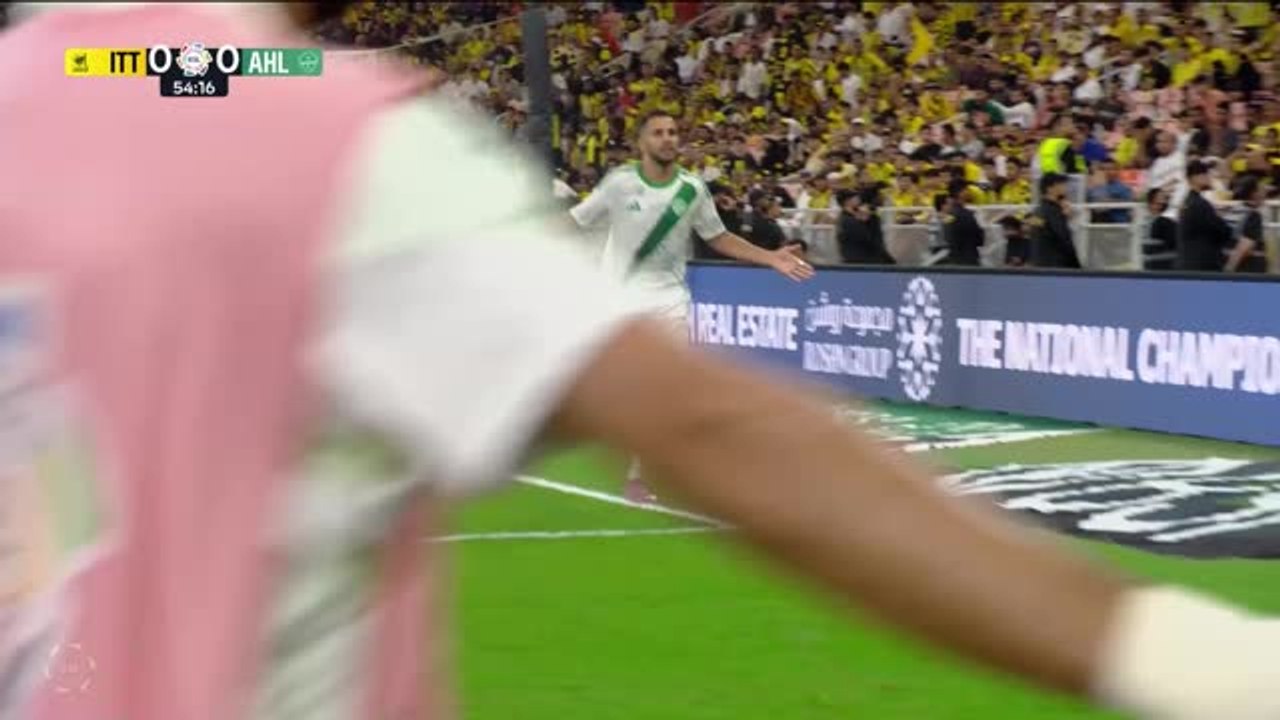 Al Ahli - Mahrez héros du derby face à Benzema et Kanté