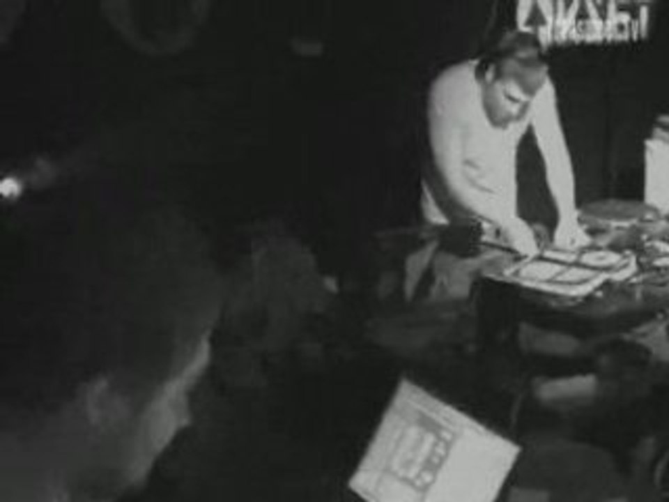 Confusion vs Livepix in KSET cfsn party drum'n'bass