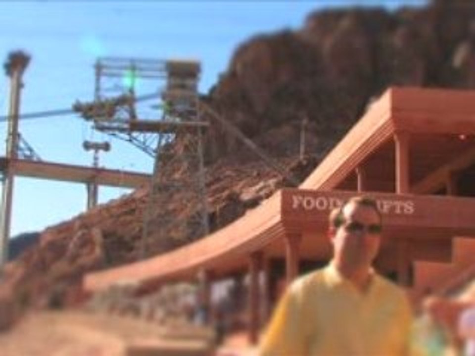 Hoover Dam in tilt-shift effect