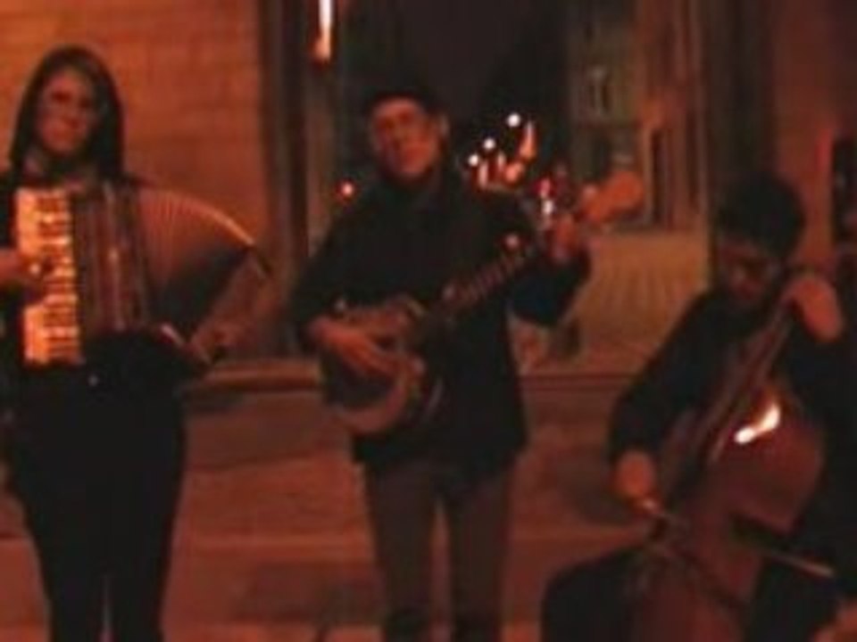 Dark Dark Dark - live