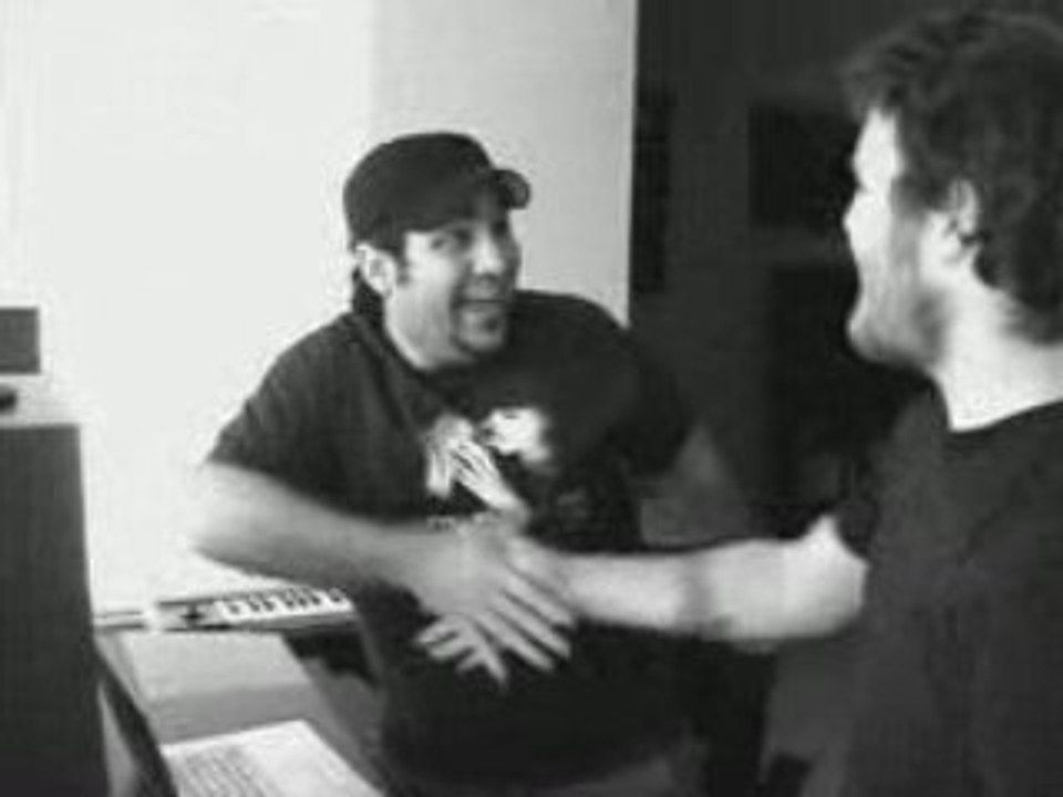 HOW TO BECOME A MANAGER