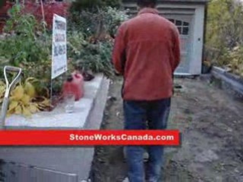 StoneWorksCanada: Expert Interlock Paving & Retaining Wall Services 🏡