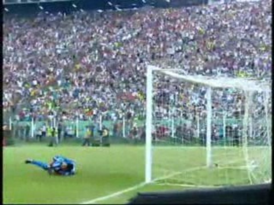 Ronaldo VS Palmeiras: Premier ballon touché