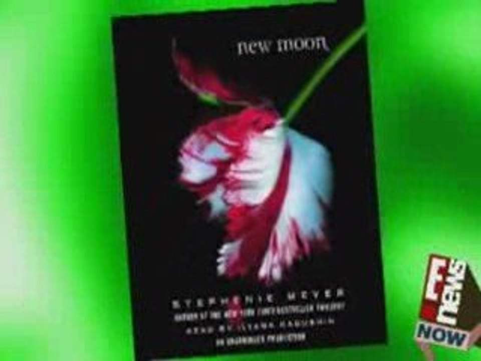 E News Now Twilight Hunk Beef Up fo New Moon