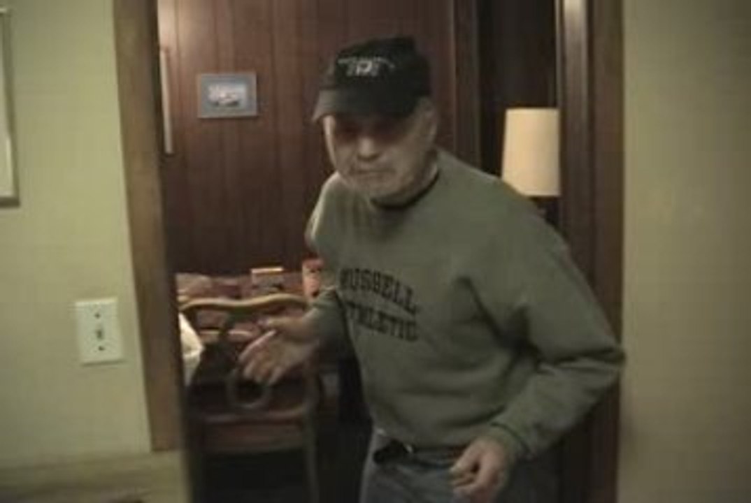 Hilarious Autotune Guy 🎤