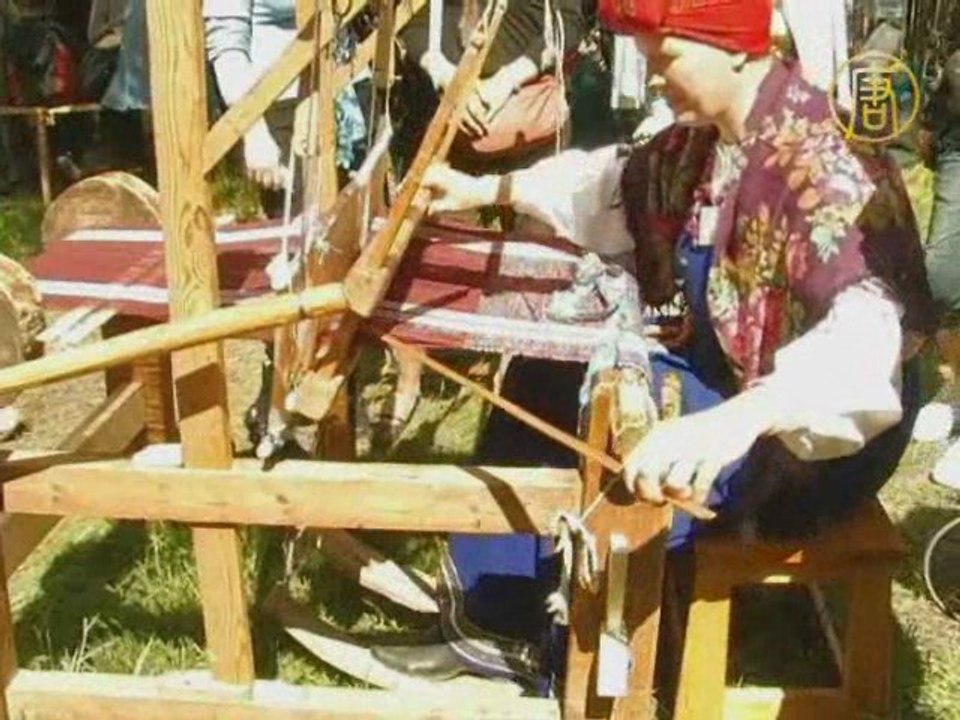 Живут на Руси традиции прадедов