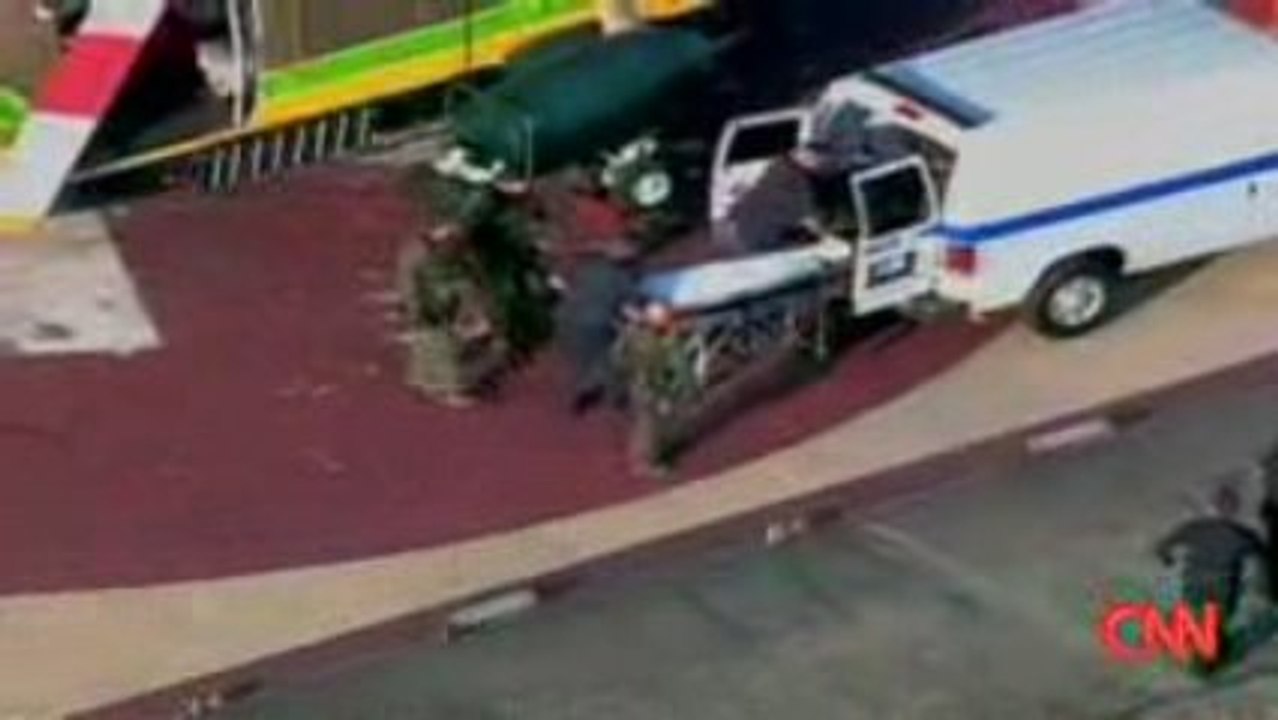 CNN diffuse les images du corps de Michael Jackson