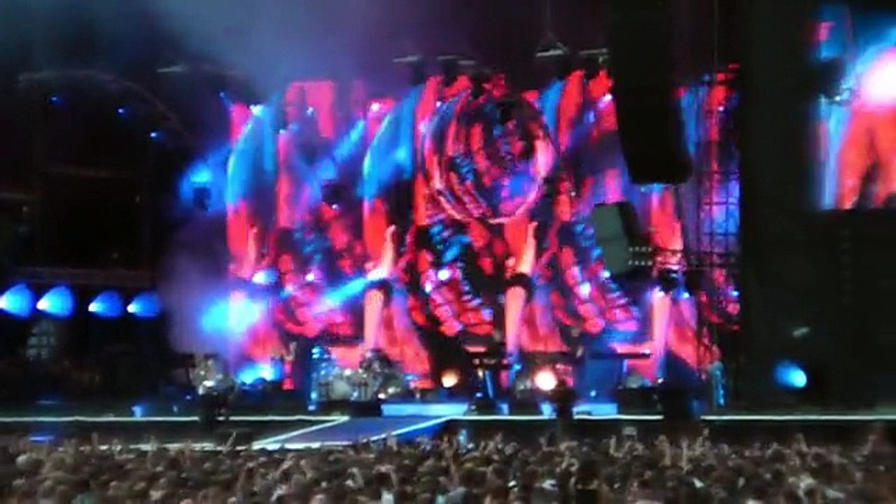 Depeche Mode - It's No Good (Live @ Stade de France 2009)