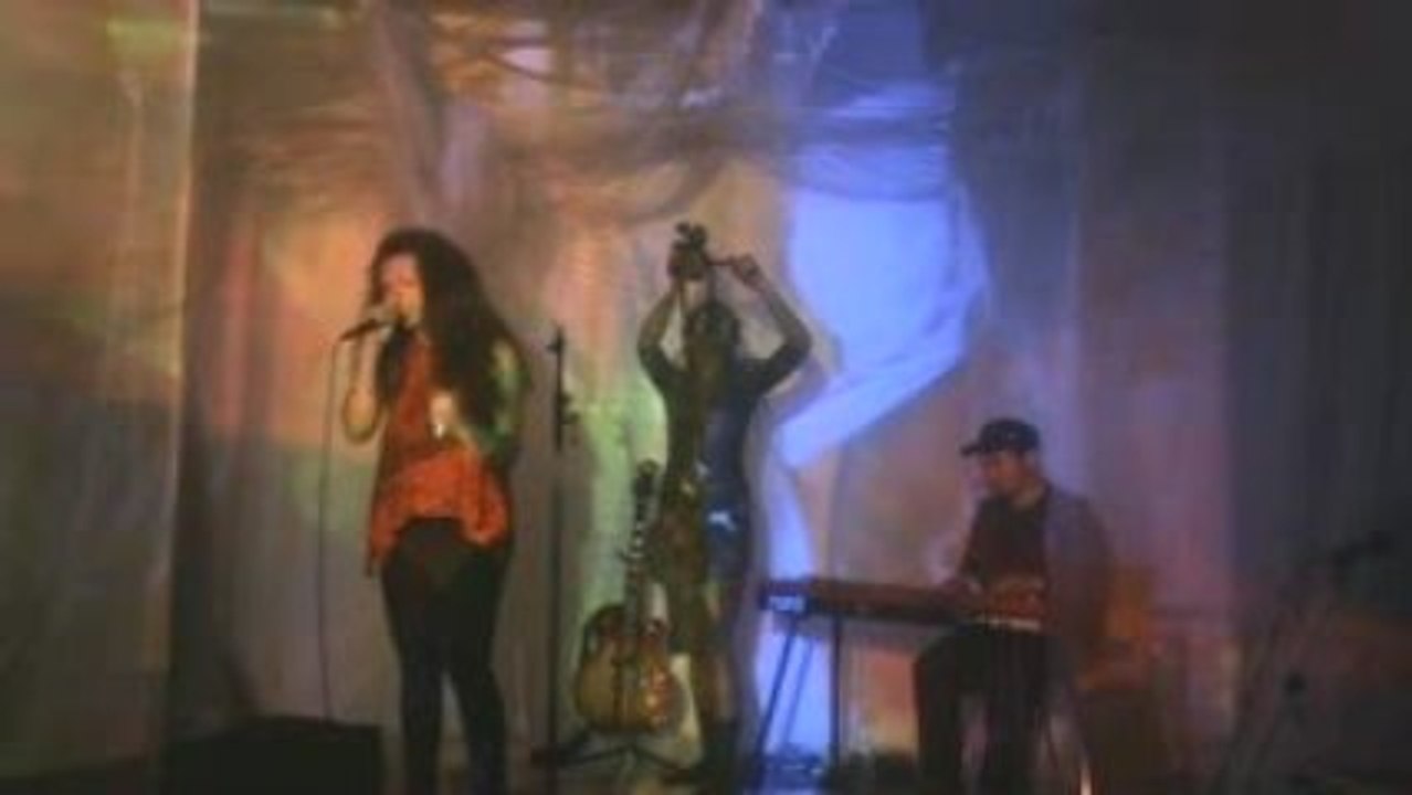 INES LIVE PIANO VOIX