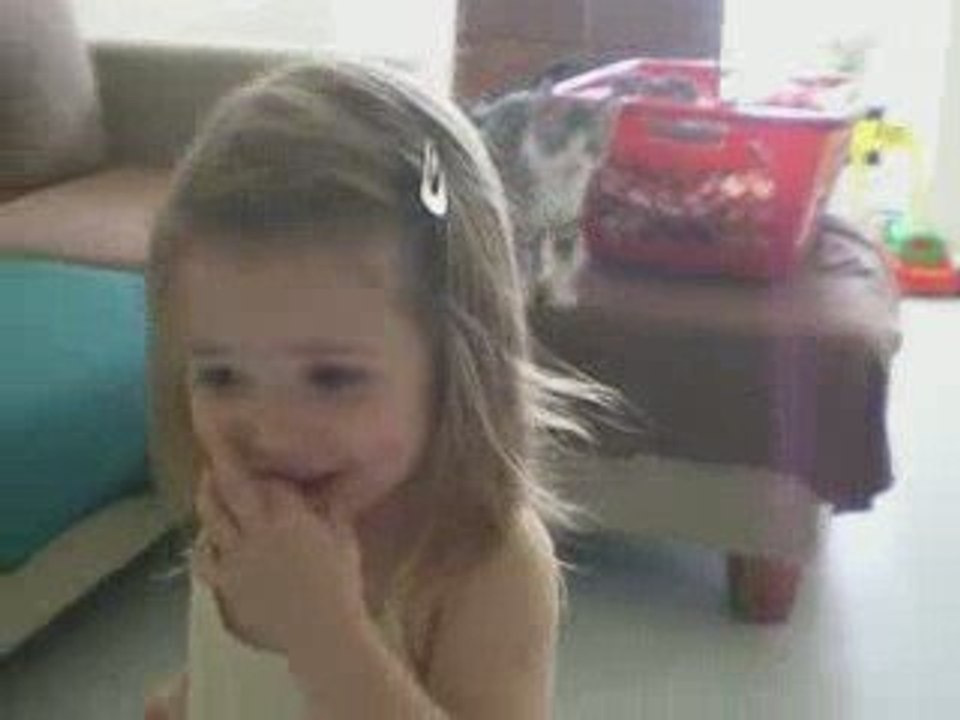 Aimée Boom Boom Pow 001