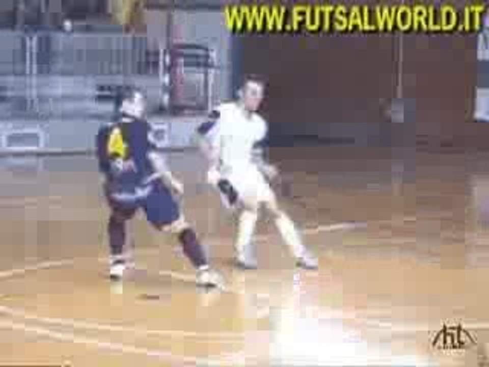 10/10/9 gli highlights !!!! gol,falli,azioni,parate ecc ecc