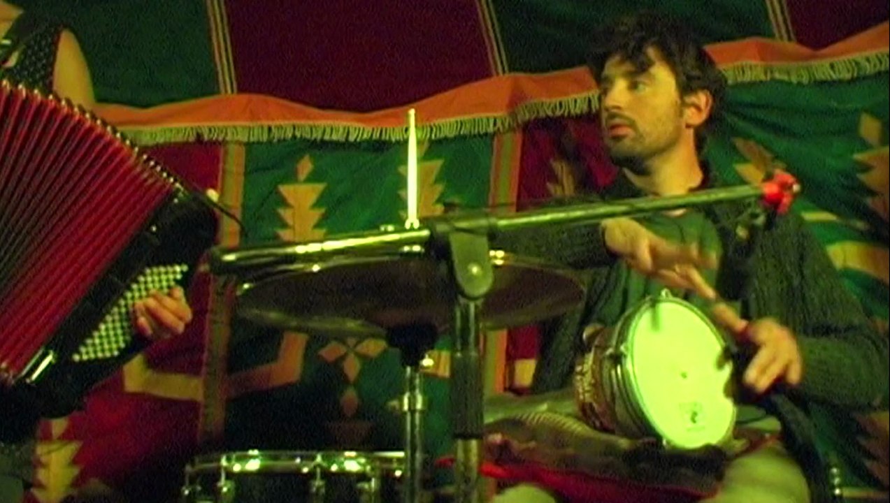 L'âne errant (10): Musique à danser avec Nikolaus Hatzl 🎶