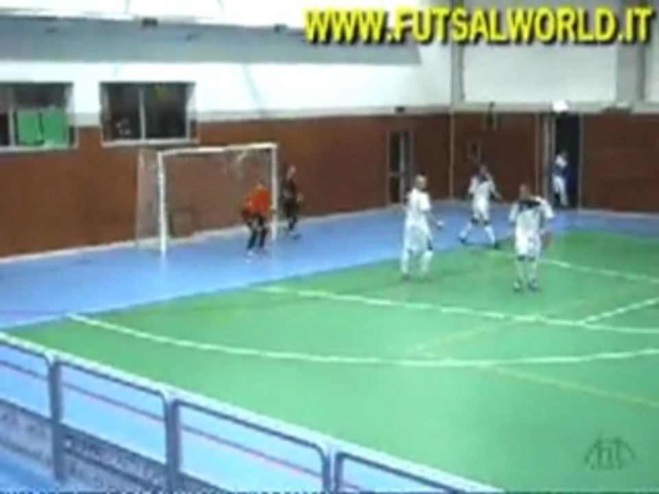20/11/9 futsal:gol,azioni,falli ecc....