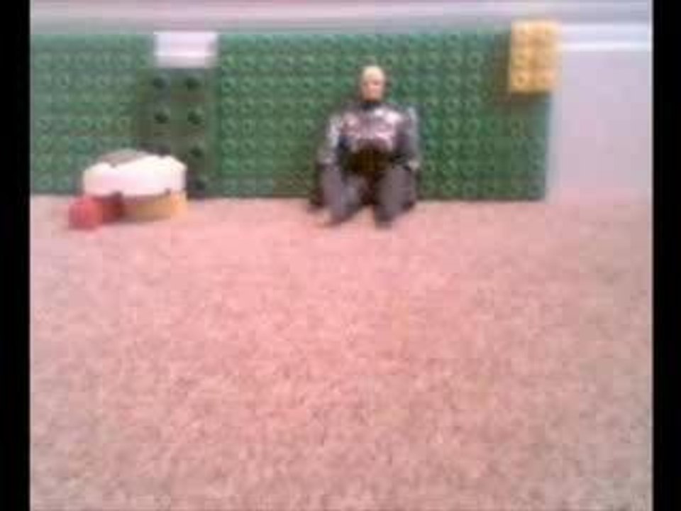 image par image robot cop