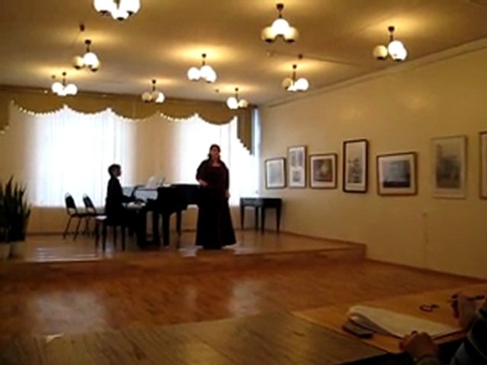 Исполнение итальянской песни 'Ариэтта мельничихи' Анной Голубевой