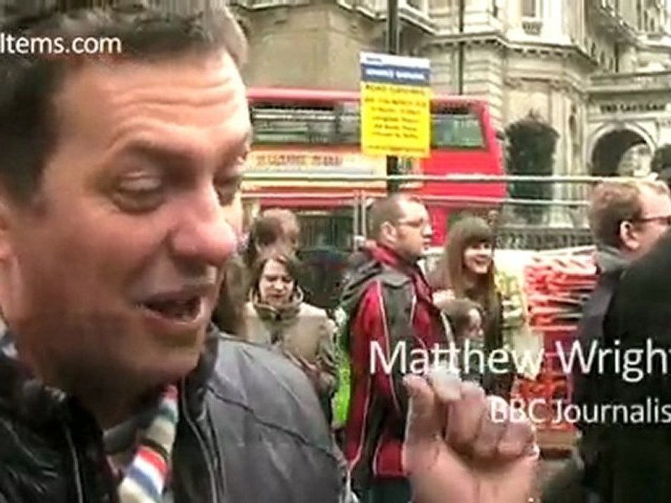 BBC 6 Music Closure Protest Draws Hundreds of Fans