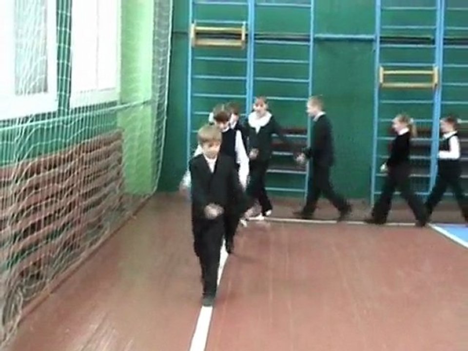 Ново-Снопковская школа Смотр строя и песни 2010