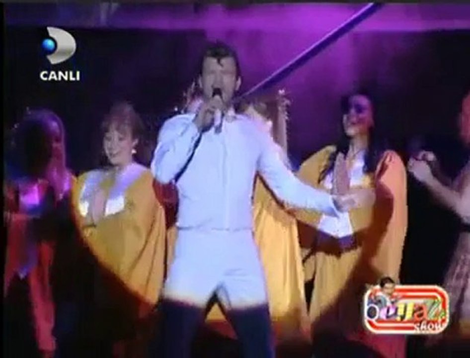 Beyaz Show kıvanç tatlıtuğ