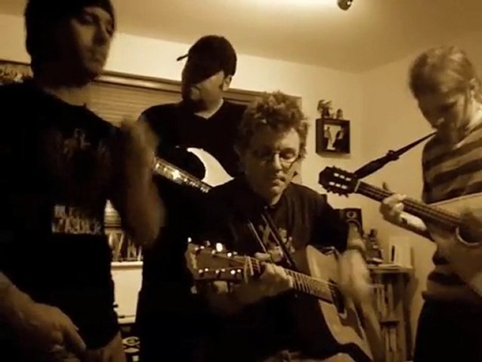 Darko - Knives - Acoustic Version