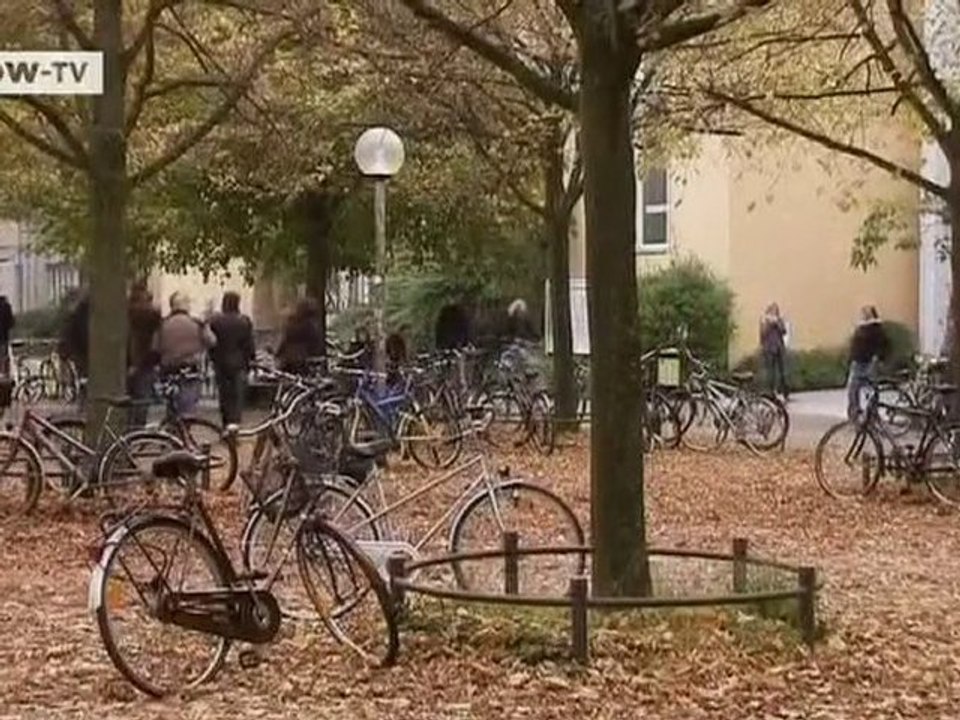 Islamic Preachers Go Back to School | People & Politics